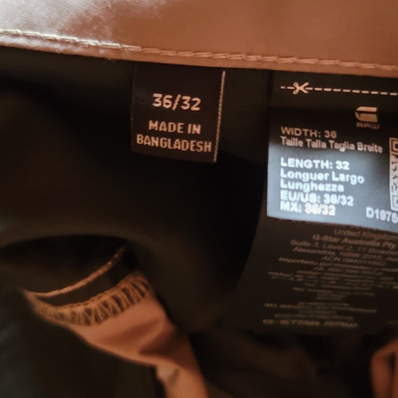 G-Star 3D Regular Cargo pants 36x32. 33x34 NWT as well. - Picture 6 of 11